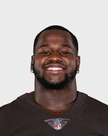 Sam Kamara, Cleveland Browns DL