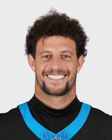 Feleipe Franks, Carolina Panthers TE