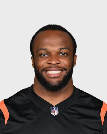 Isaiah Foskey, Cincinnati Bengals DL