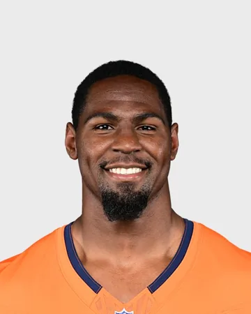 Que Robinson, Denver Broncos LB